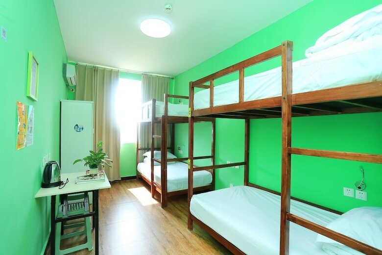 Hostal Alley Youth Hostel