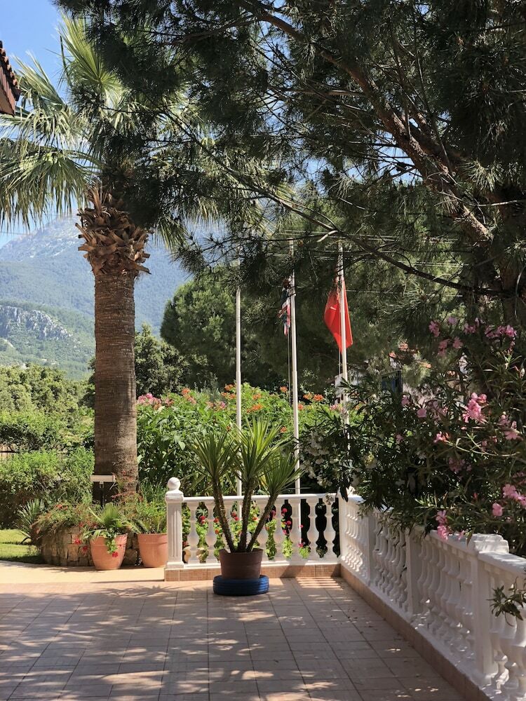 Hotel Leytur
