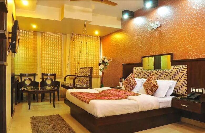Hotel Comfort Room Shiv Dev Int