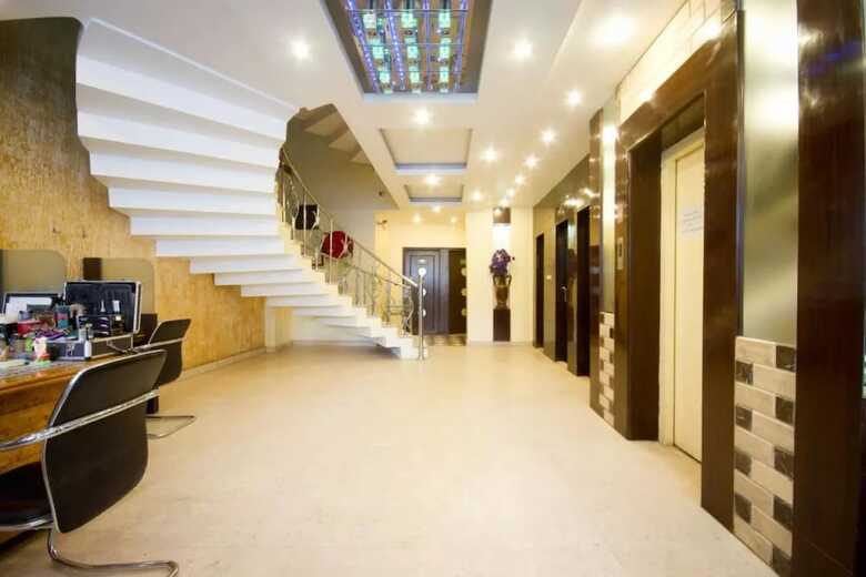 Hotel Comfort Room Shiv Dev Int