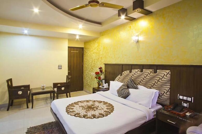 Hotel Comfort Room Shiv Dev Int
