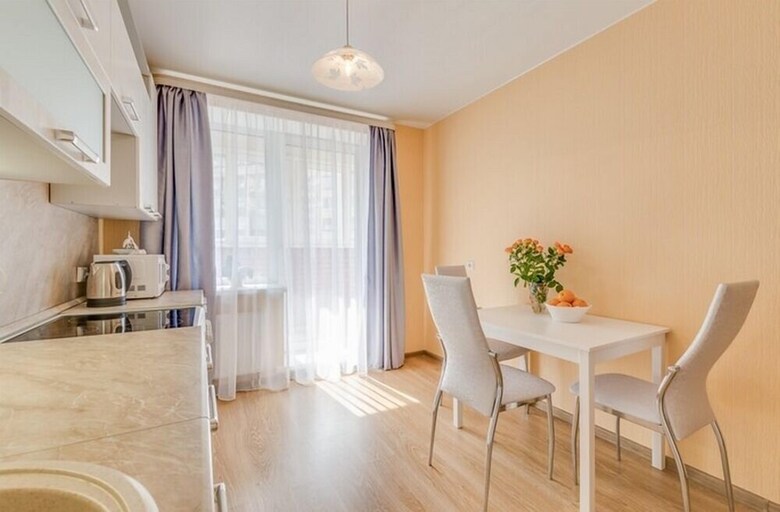 Apartment On Orbeli 17
