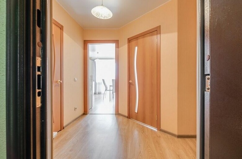 Apartment On Orbeli 17