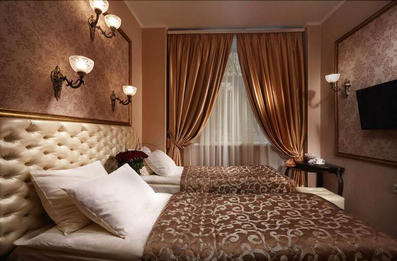 Kroshka Enot Hotel