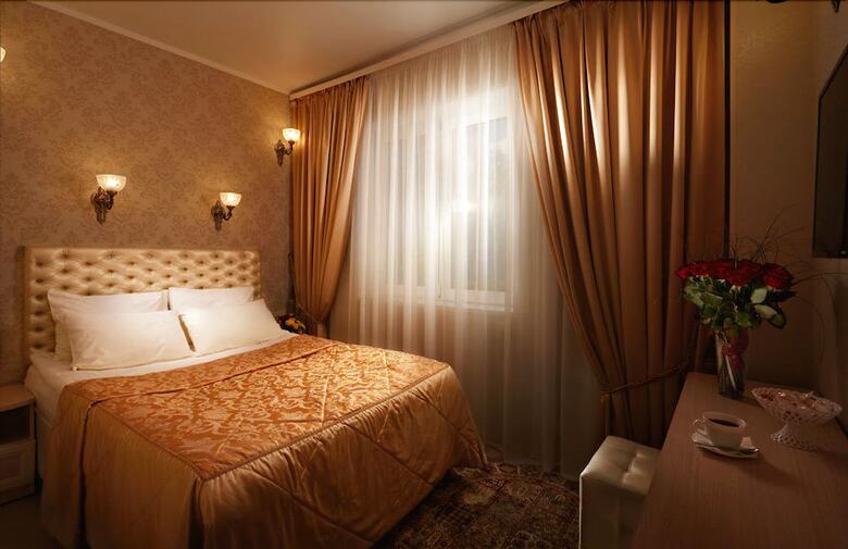 Kroshka Enot Hotel