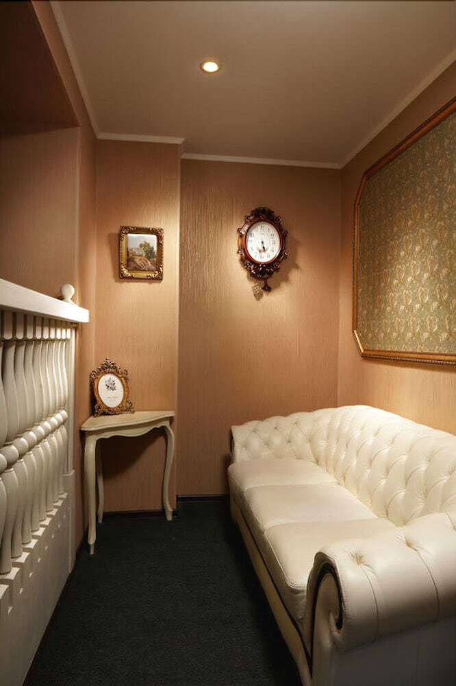 Kroshka Enot Hotel