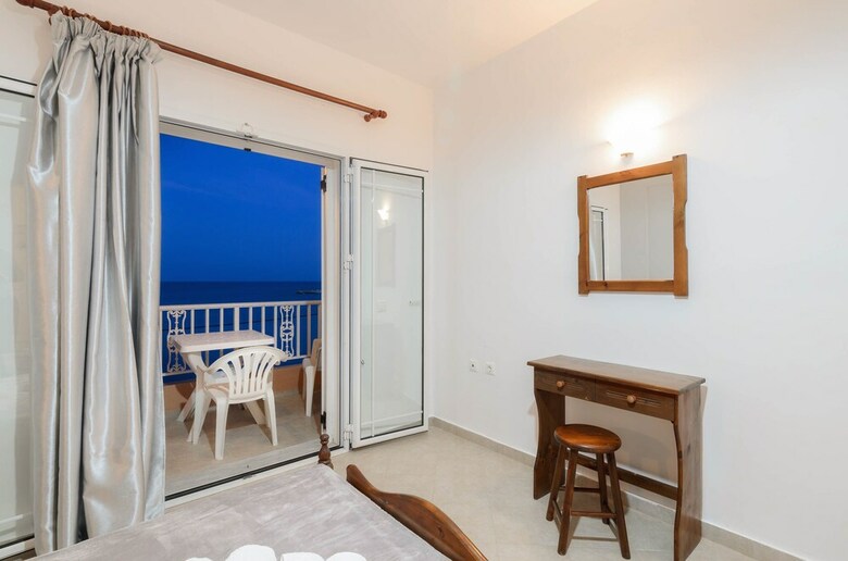Apartamentos Nel Mare Studios