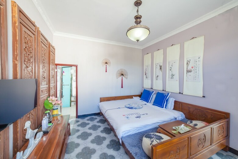 Hotel Dali Love In Clouds Theme Art House
