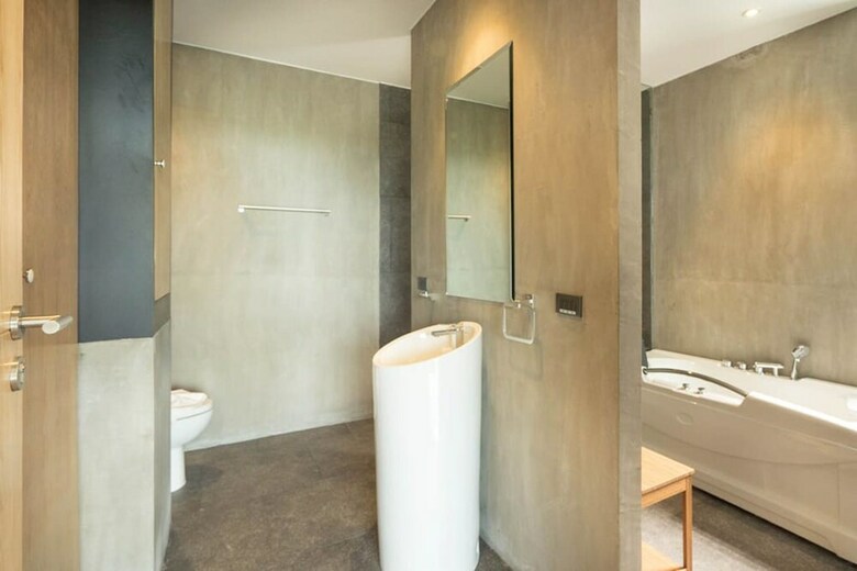 Luxury 4 Bedroom Villa Kamala
