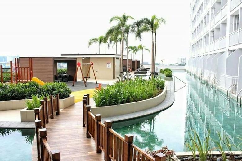 Maxstays - Max View @ Breeze Residences