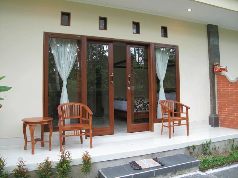 Hotel Sunrise House