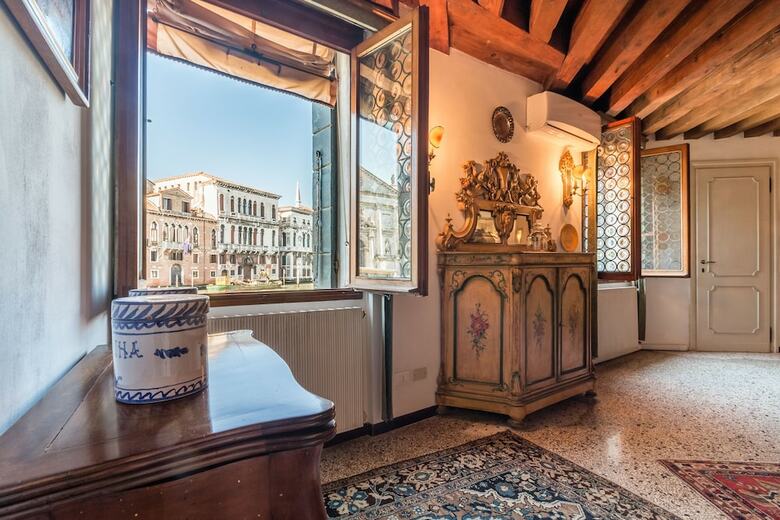 Apartamento Admiral Emo Palace Over Canal Grande