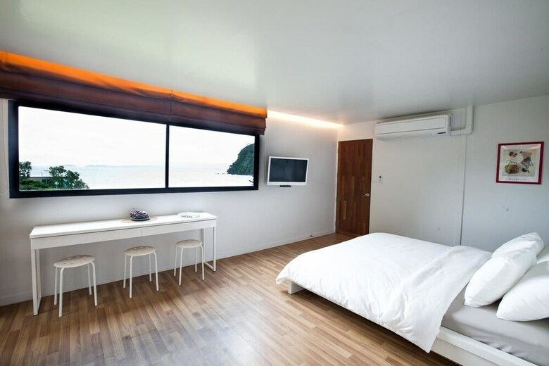 Villa Bamboo Garden House