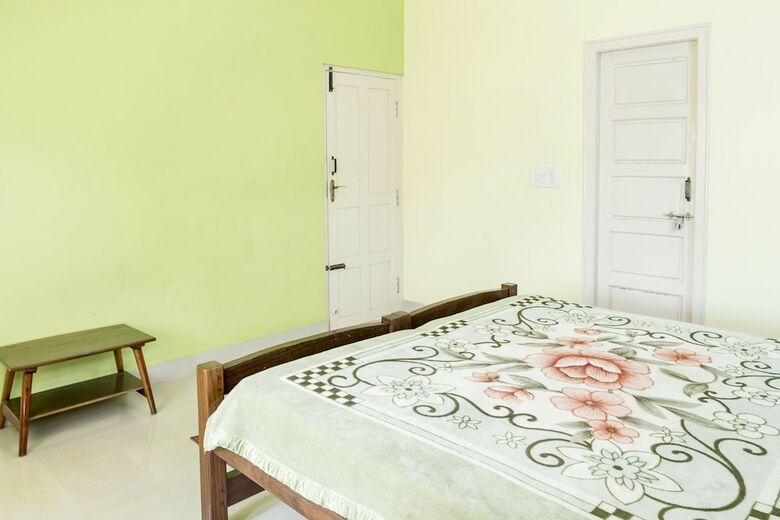 Hotel Guesthouser 2 Bhk Homestay 03e7