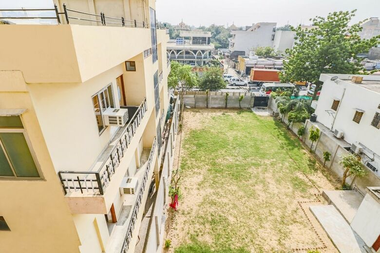 Hotel Guesthouser 1 Br Boutique Stay 7b11