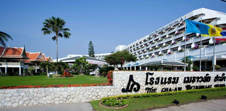The Cha-am Methavalai Hotel