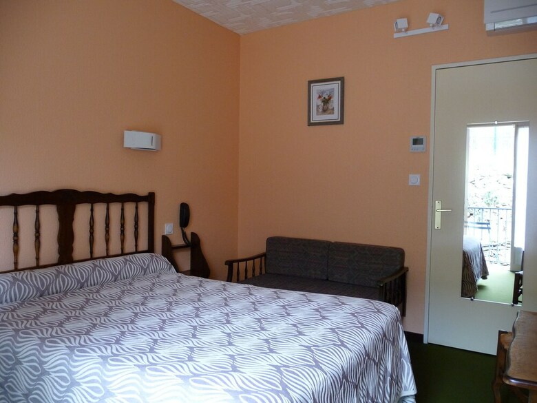 Hotel H�tel Ambeille
