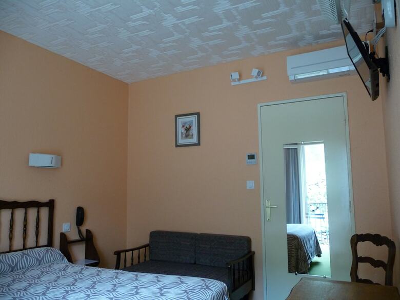 Hotel H�tel Ambeille