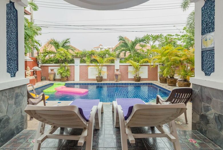Baan Kanittha - 6 Bedrooms Gt Pool Villa