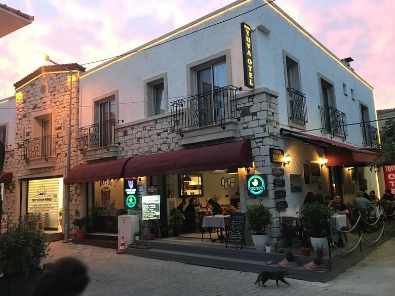 Hostal Yuva Hotel