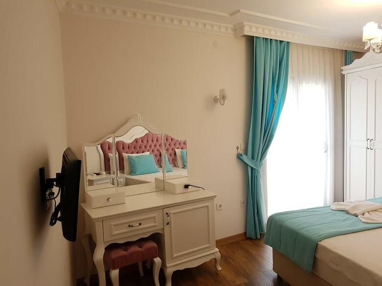 Hostal Yuva Hotel