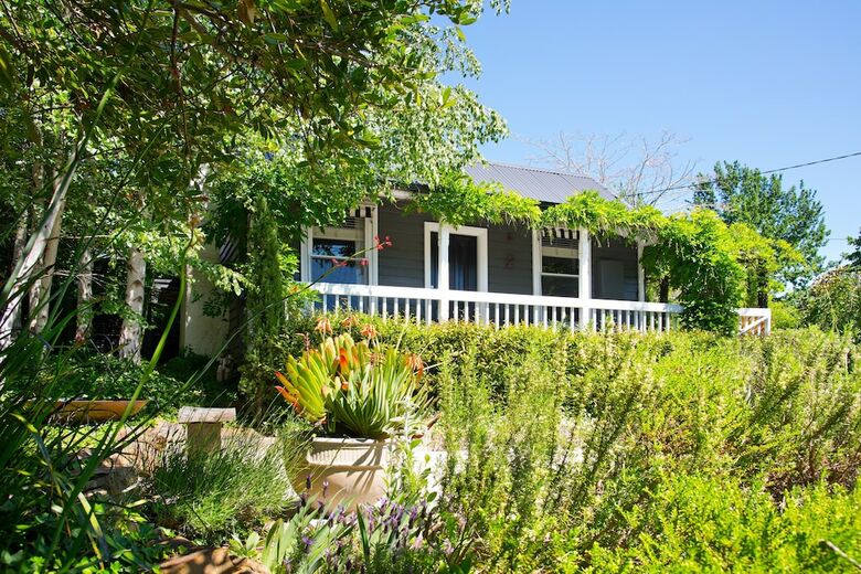 Harts Lane Haus