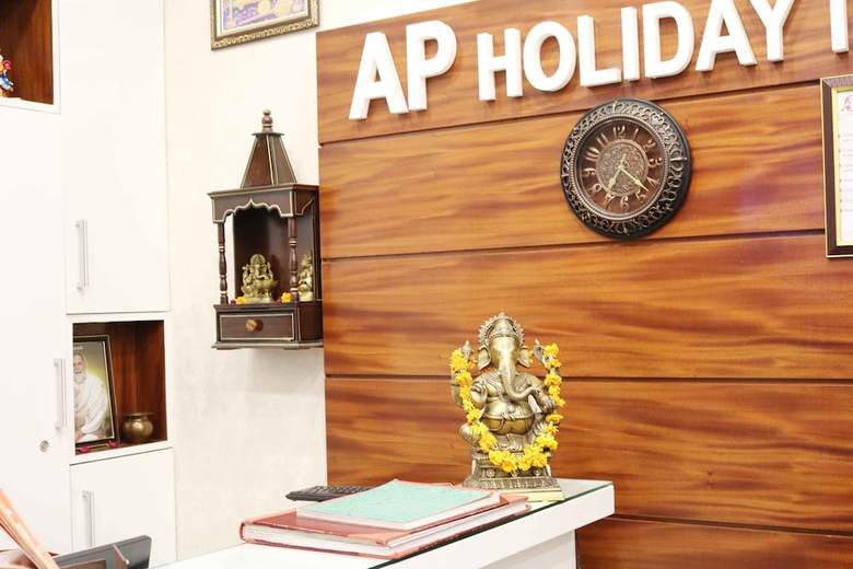 Hotel Ap Holiday Inn