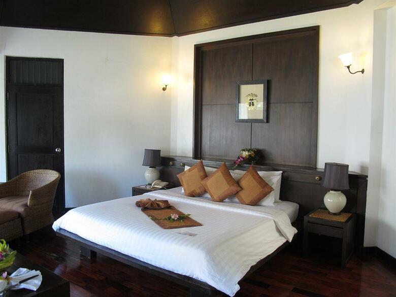 Hotel Peace Laguna Resort & Spa