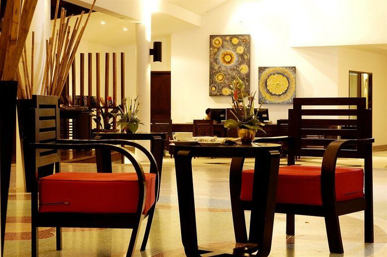 Hotel Peace Laguna Resort & Spa