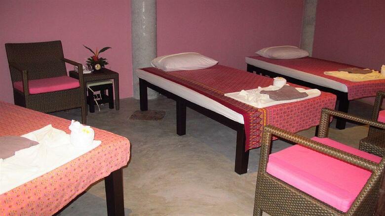 Hotel Peace Laguna Resort & Spa