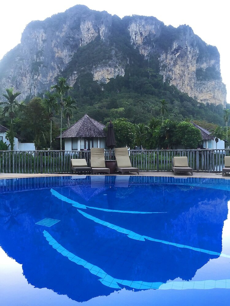 Hotel Peace Laguna Resort & Spa