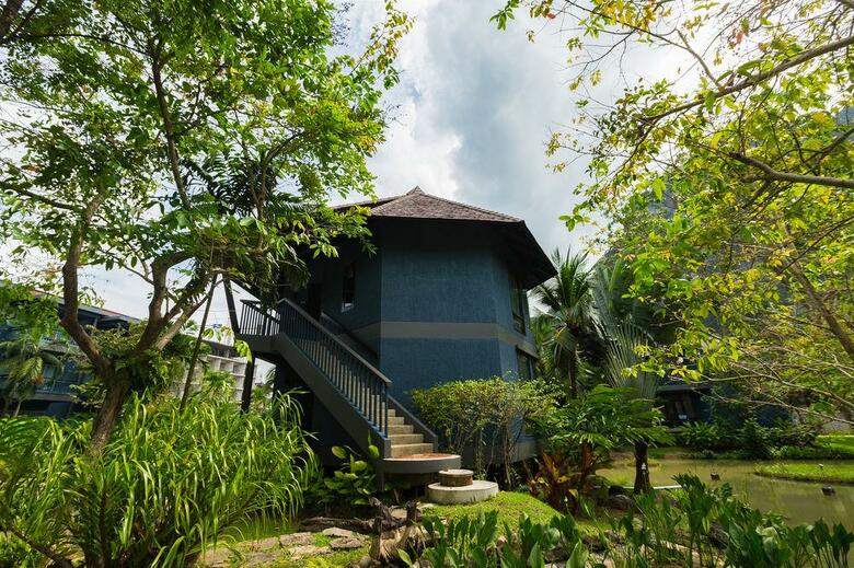 Hotel Peace Laguna Resort & Spa