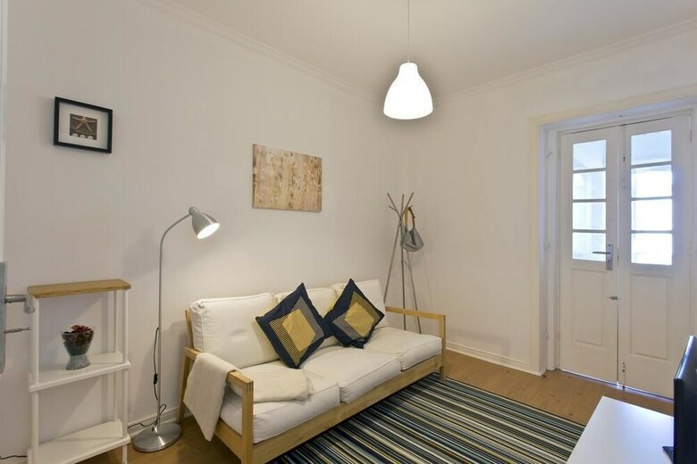 Covelo Park Apartment