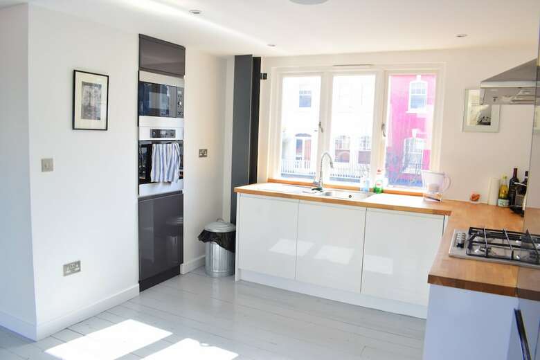 Apartamentos 2 Bedroom Loft Flat In Hammersmith
