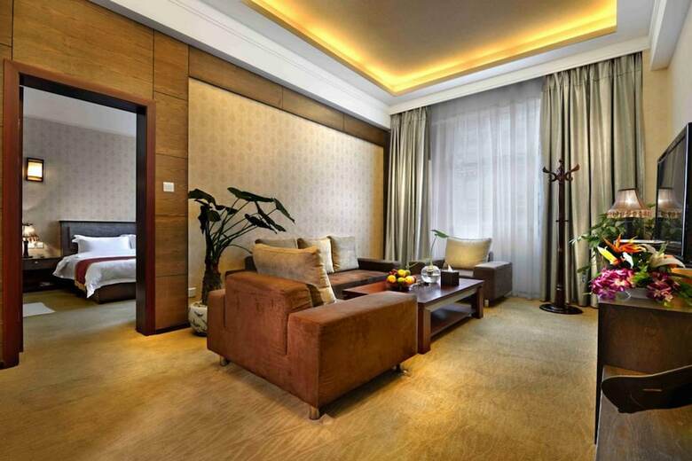 Hotel Ramada Encore Daochengyading