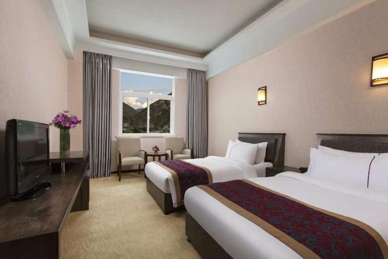 Hotel Ramada Encore Daochengyading
