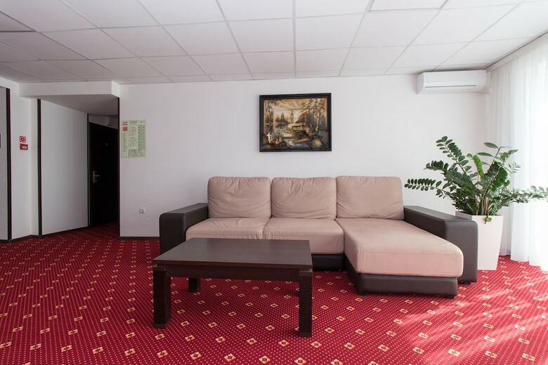 Atriya Hotel