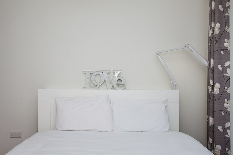 2 Bedroom Apartment With Balcony