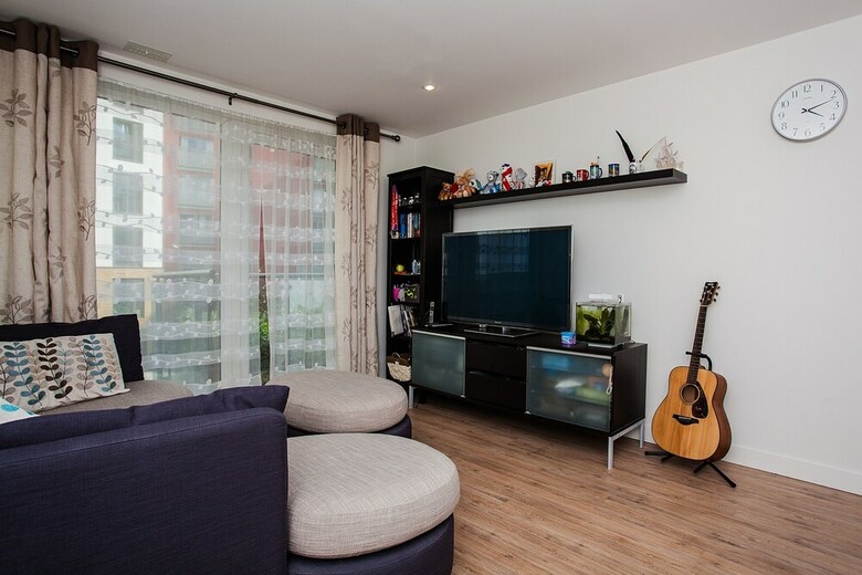 2 Bedroom Apartment With Balcony