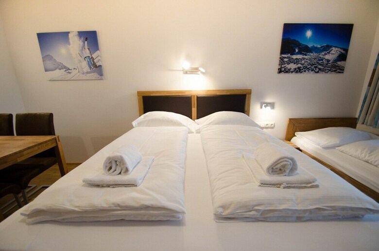 Apartamentos Deluxe Studio Top 23