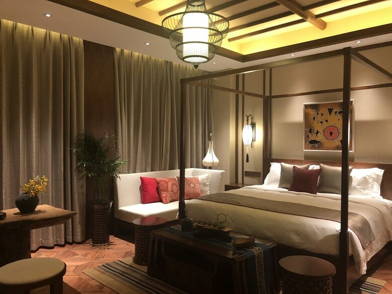 Hotel Perched Memory