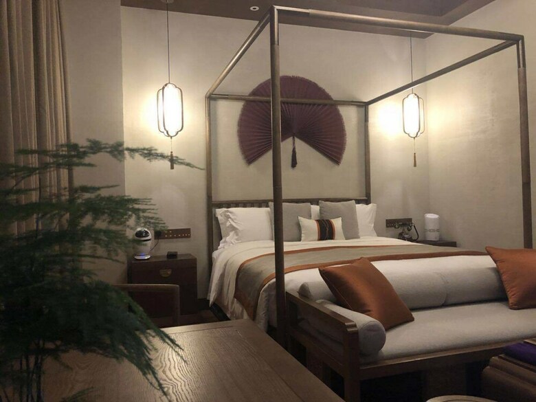 Hotel Perched Memory