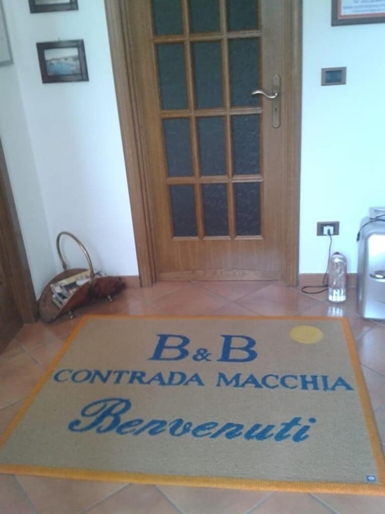 Contrada Macchia B&B