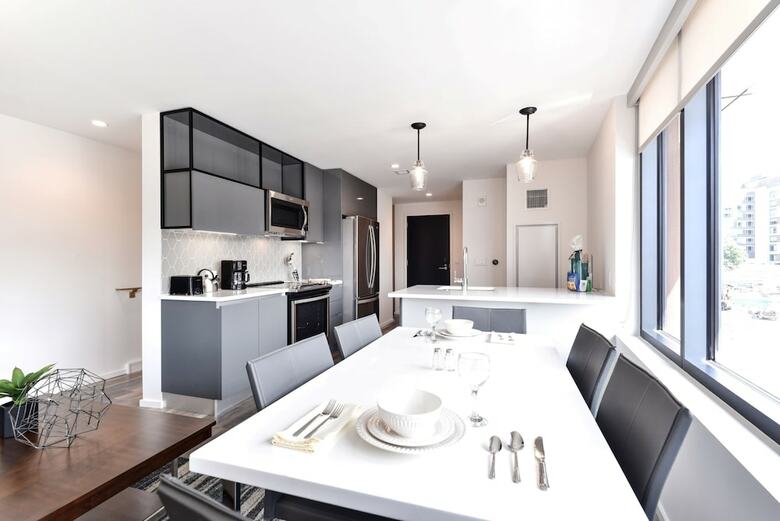 Aparthotel Global Luxury Suites In South End