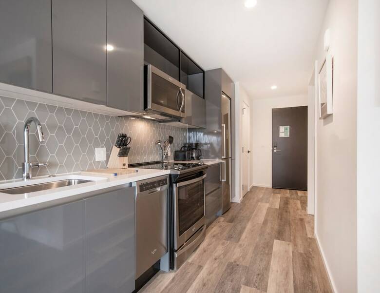Aparthotel Global Luxury Suites In South End