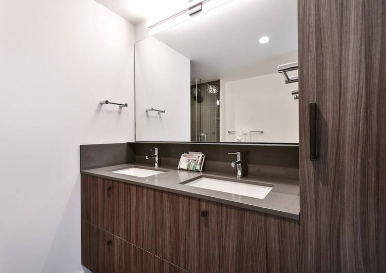 Aparthotel Global Luxury Suites In South End