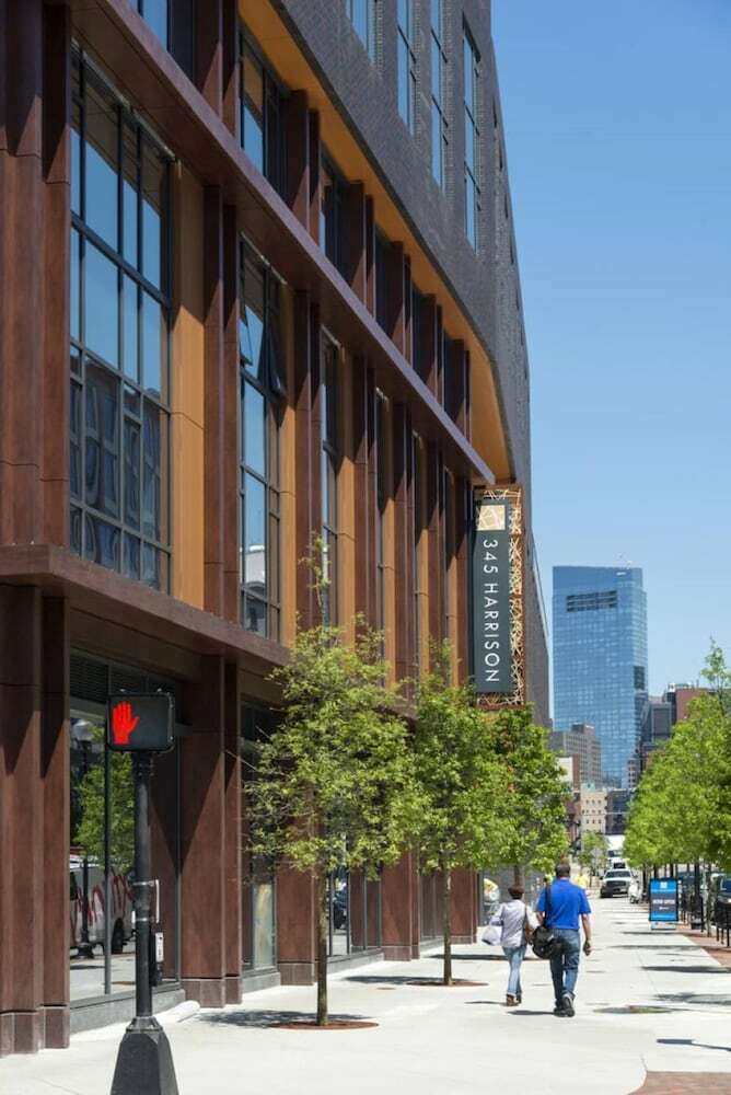 Aparthotel Global Luxury Suites In South End