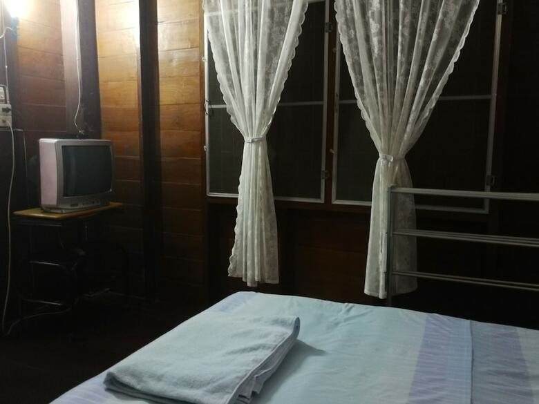 Hotel Bungorn Homestay