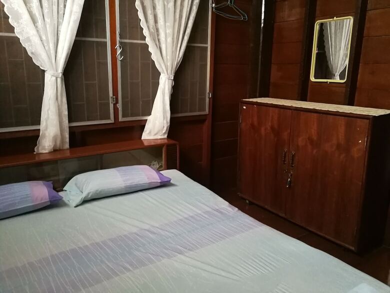 Hotel Bungorn Homestay