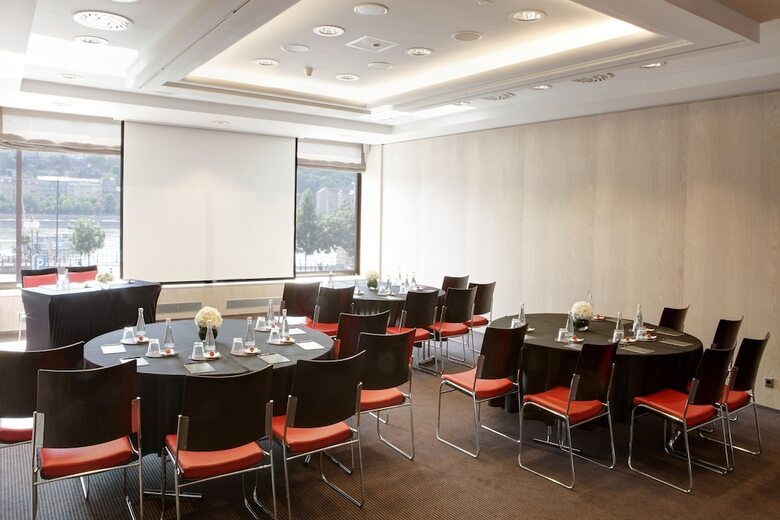 Hotel Sofitel Budapest Chain Bridge